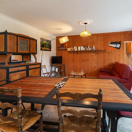 Domaine Fouet - A 100m Du Domaine Visite De Cave Et Degustation Gratuite *