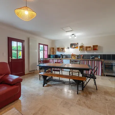 Domaine Fouet - A 100m Du Domaine Visite De Cave Et Degustation Gratuite * Saint-Cyr-en-Bourg